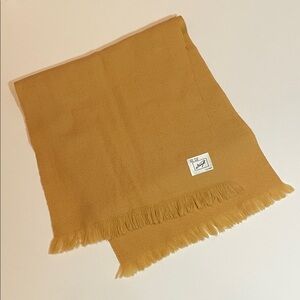 FORSYTH 100% Wool Camel Brown Fringe Scarf Classic Preppy Coastal Cottagecore